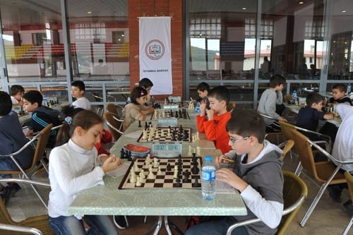 İstanbul Barosu 12 Yaş Altı Satranç Turnuvası Yapıldı
 - 9