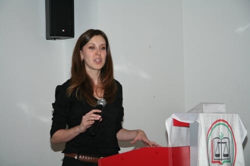 İnternet Yasası Taslağı Tartışıldı 
 - 14