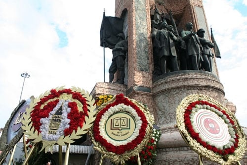 Atamızı Minnetle Anıyoruz... - 1