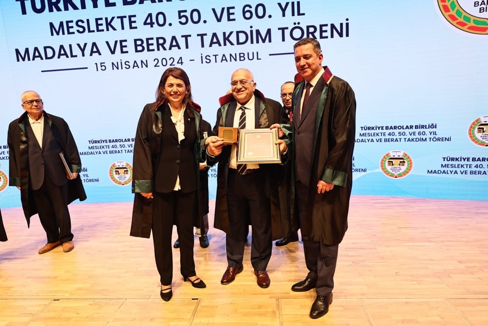 Meslekte 40, 50 ve 60 Yılını Dolduran Meslektaşlarımıza Plaket Verildi - 201