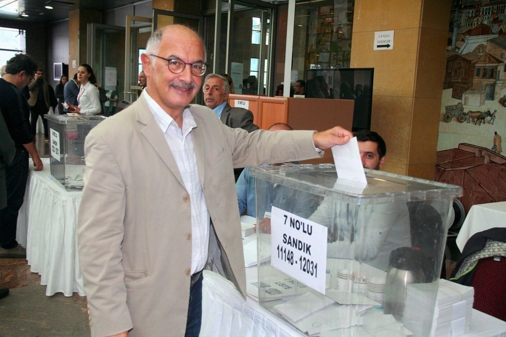 Başkan Durakoğlu Güven Tazeledi - 427