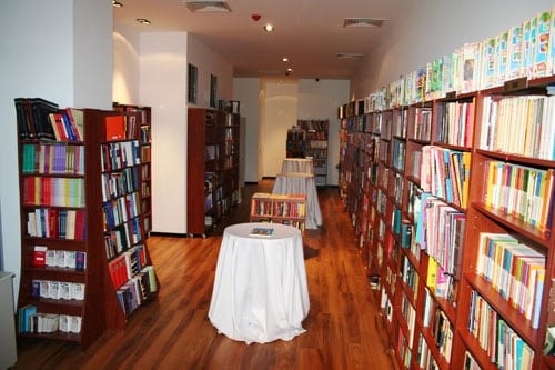 Orhan Apaydın Konferans Salonu Hizmete Girdi - 1