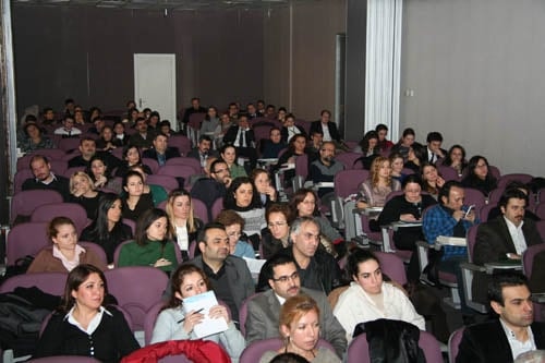 Kadın Hakları Ve Aile İçi Şiddet Semineri Devam Ediyor

 - 54