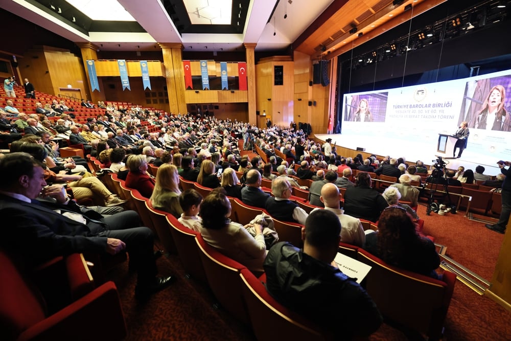 Meslekte 40, 50 ve 60 Yılını Dolduran Meslektaşlarımıza Plaket Verildi - 136