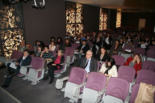 Sosyal Paylaşım Ağları Ve İnternet Korsanlığı
 - 15