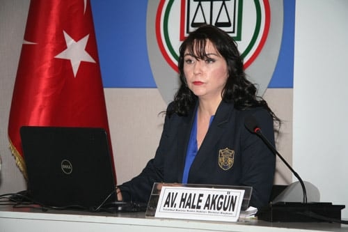 “Kadın Hakları Ve Aile İçi Şiddet” Konulu Sertifika Programı Devam Ediyor

 - 8