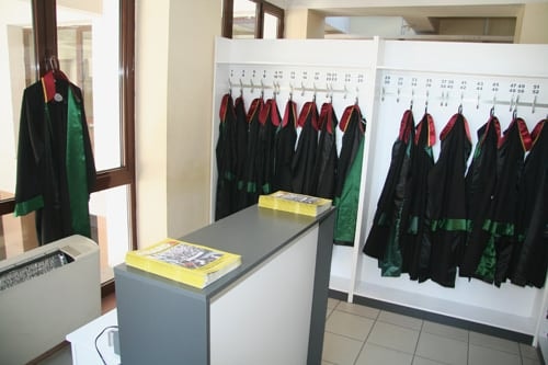 Bakırköy Adalet Sarayında Çağdaş Mekân Düzenlemeleri
 - 12