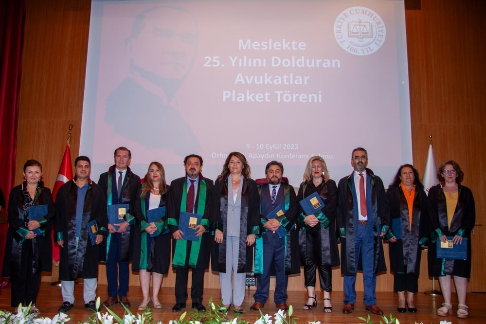 Meslekte 25, 30 ve 35 Yılını Dolduran Meslektaşlarımıza Plaket Verildi - 118