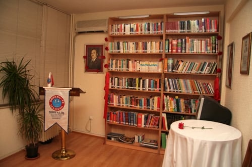 İstanbul Barosu Çalışanları Kemal Türkler Kitaplığı Hizmete Girdi
 - 19