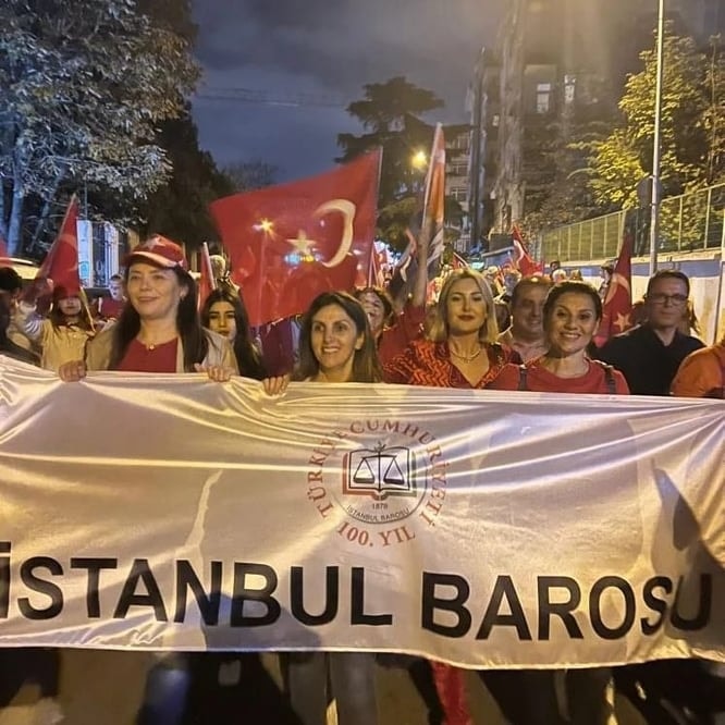 29 Ekim’de Meslektaşlarımızla Büyük Cumhuriyet Yürüyüşlerine Katıldık - 1