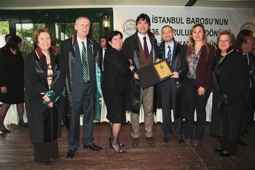 Hukuk Devleti Tesis Edilene, Yargı Bağımsız Olana Kadar, Bedeli Ve Pahası Ne Olursa Olsun Bu Mücadeleyi Birlikte Sürdüreceğiz - 198