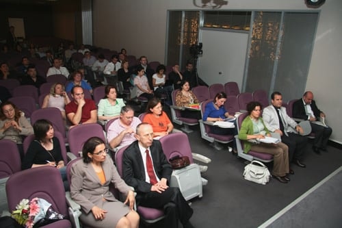 Tıbbi Uygulama Hatalarına Yaklaşım
 - 13