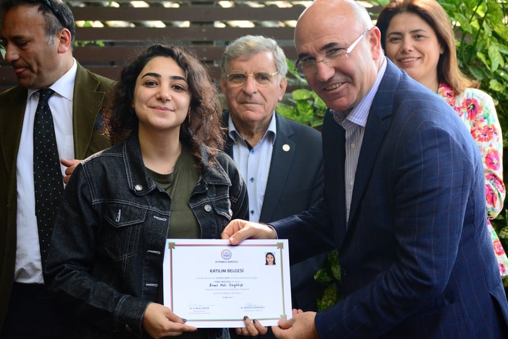 36. Dönem Hukuk İngilizcesi Ve Terminoloji Derslerine Katılanlara Törenle Belgeleri Verildi - 28