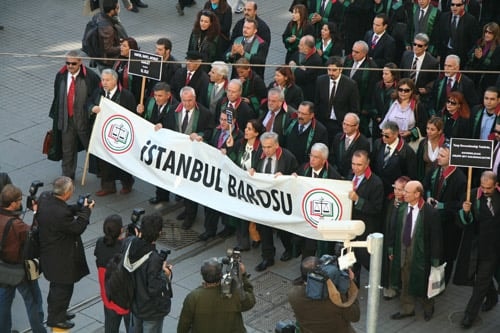 Barolar “Yargıya Ve Ülkeye Sahip Çıkma” Yürüyüşü Yaptılar - 38