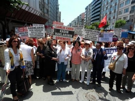 Devrim Yasamız Medeni Kanuna Sahip Çıkıyoruz Yürüyüşü - 16