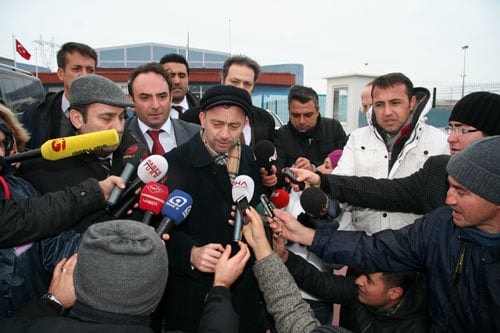 İstanbul Barosu Başkan Ve Yönetim Kurulu Üyeleri
Balyoz Davasına Gözlemci Olarak Katıldı - 2