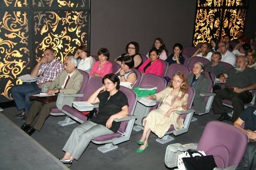 Kadın Hakları Merkezi Eğitim Semineri Yapıldı
 - 12