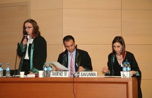 Farazi Dava Yarışması Yapıldı

 - 96