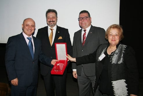 Twitter Kapatmak Hukuk Devletinde Olacak Şey Değil - 46