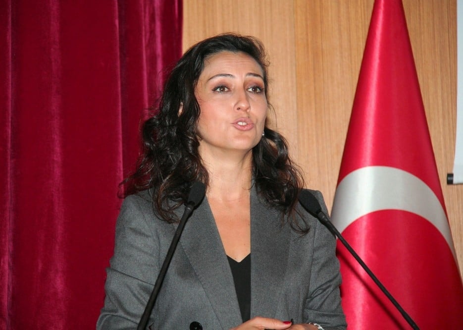 İnsan Hakları Onurlu Yaşamak İçin Gereklidir - 1