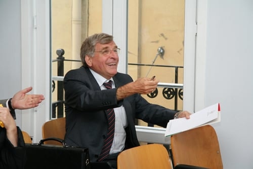 Etkili Konuşma Teknikleri 
 - 15