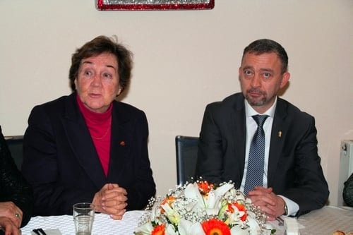 Mahmut Esat Bozkurt Hukuk Ödülü Prof. Dr. Aysel Çelikel’E Verildi
 - 2