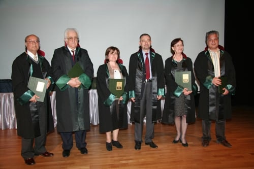 Mesleklerinde 25, 30, 35 Yılını Dolduran Toplam 693 Meslektaşımıza Plaket Verildi
 - 96