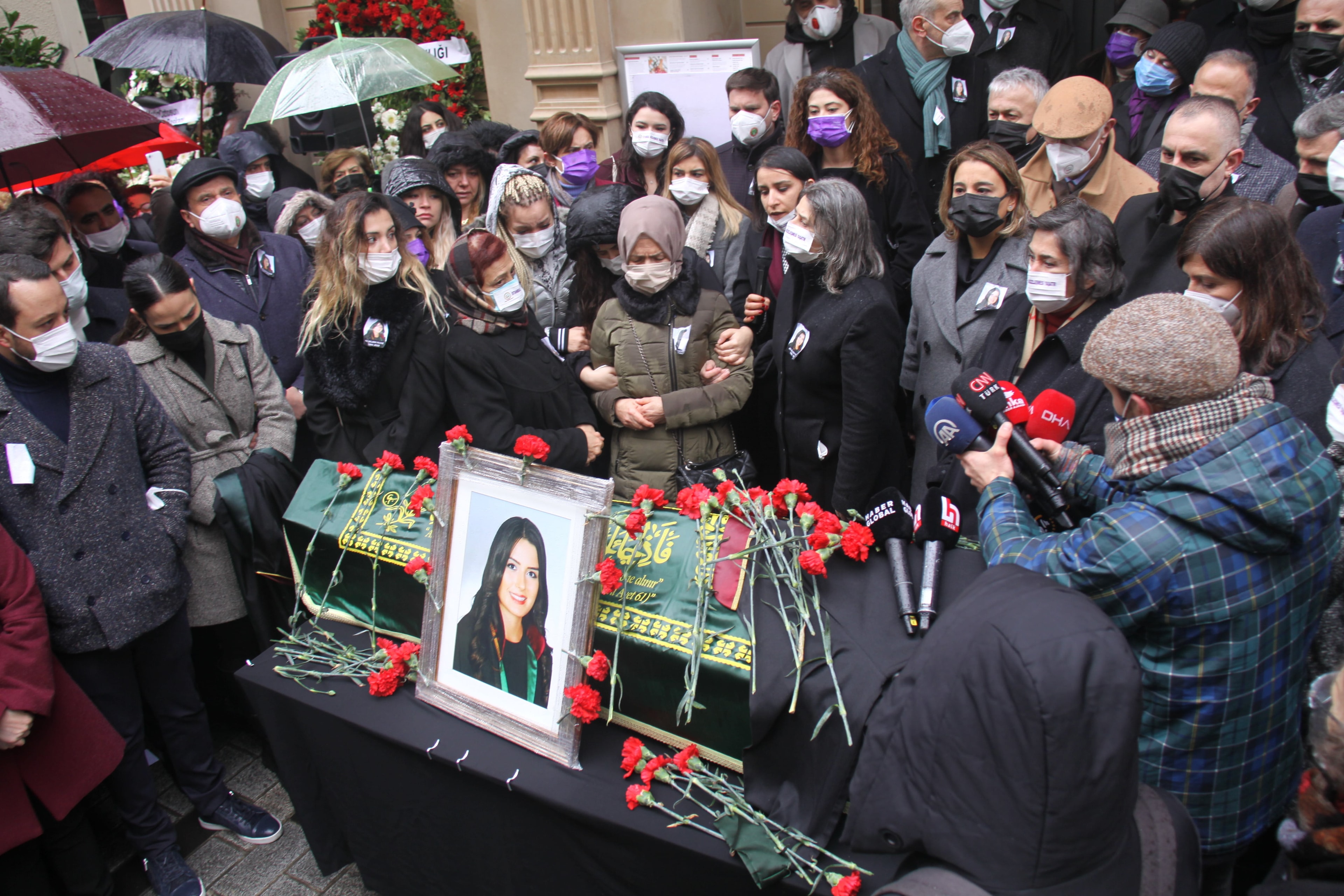 Katledilen Meslektaşımız Av. Dilara Yıldız Son Yolculuğuna Uğurlandı - 18