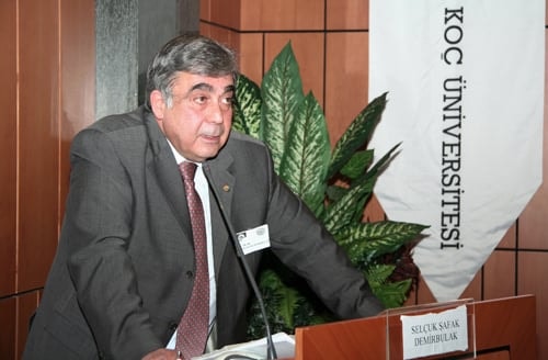 Ab Hukuku İlkelerinin 
Üçüncü Ülkelere Etkisi Ve 
Türk Avukatların Serbest Dolaşımı - 25