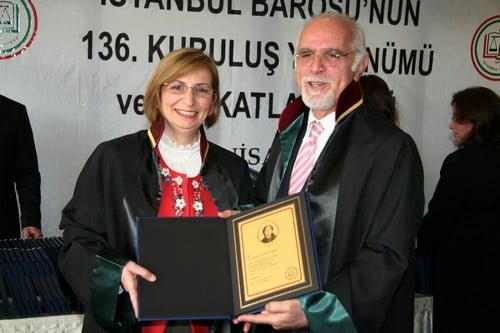 Hukuk Devleti Tesis Edilene, Yargı Bağımsız Olana Kadar, Bedeli Ve Pahası Ne Olursa Olsun Bu Mücadeleyi Birlikte Sürdüreceğiz - 107