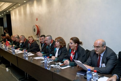 Avrupa Barolar Konseyi'nden İstanbul Barosu'na İnsan Hakları Ödülü
 - 11