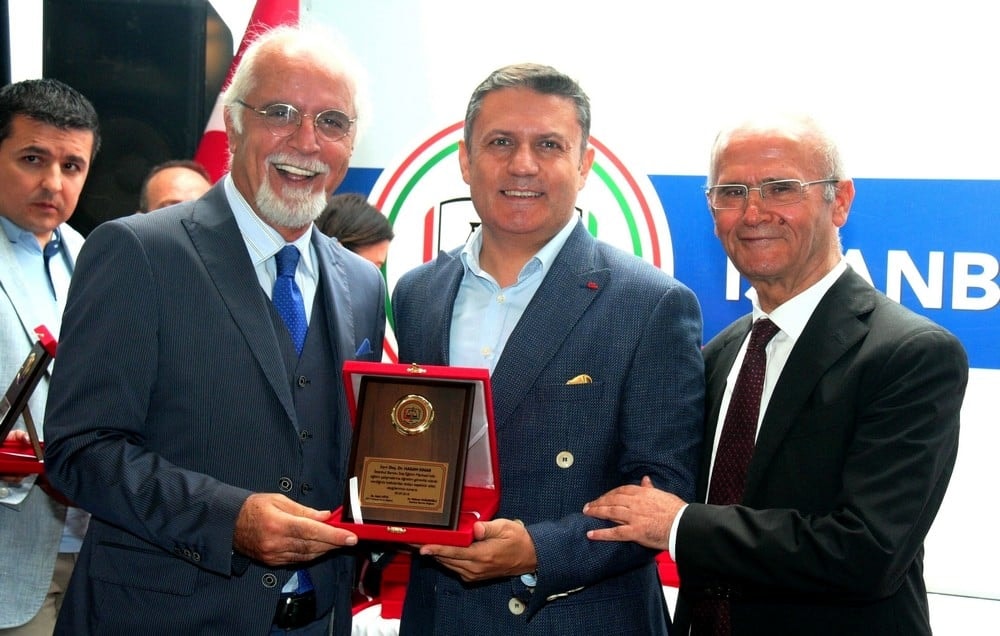 Sem Eğitmenlerine Plaket Verildi - 76