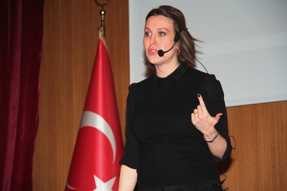 Sağlık Teknolojileri ve Hukuk Konferansı - 63