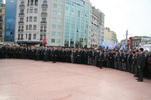 Atamızı Andık - 7