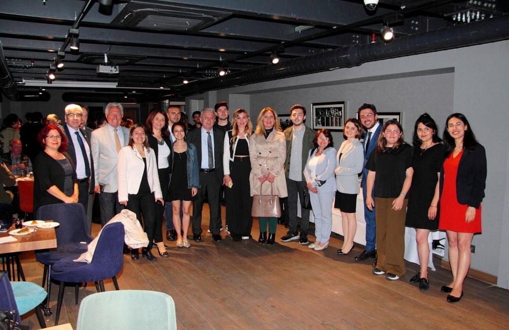 Mesleğimize ve Cumhuriyetimize Sahip Çıkıyoruz - 18