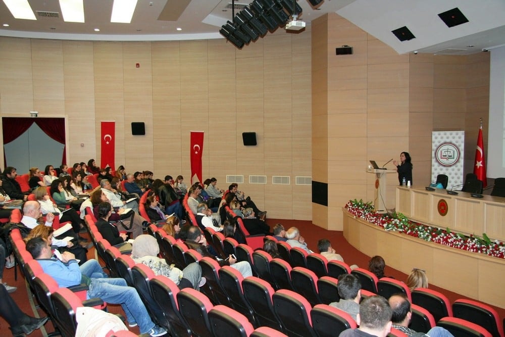 Kadın Hakları ve Aile İçi Şiddet” Konulu Sertifika Programı Devam Ediyor - 70