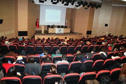 Kadın Hakları Ve Aile İçi Şiddet” Konulu Sertifika Programı Devam Ediyor
 - 32