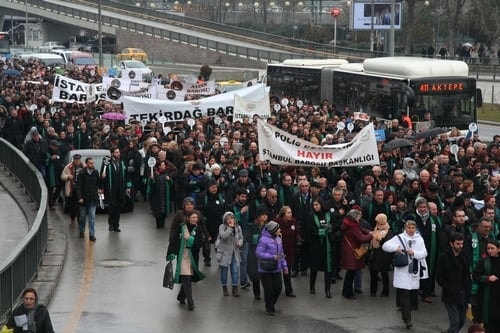 Polis Devleti Değil Hukuk Devleti

 - 24