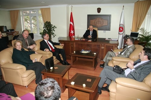 Avukatların Çalışma Olanaklarının Geliştirilmesi İçin Baromuzun Girişimleri Devam Ediyor

 - 5