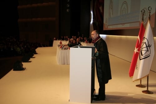 Ümit Kocasakal İstanbul Barosu Başkanlığına Yeniden Seçildi 

 - 159