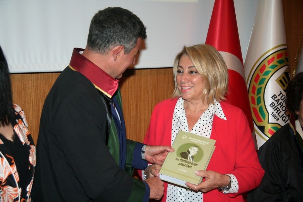 Meslekte 40, 50, 60 Yılını Dolduran 467 Meslektaşlarımıza Madalya Verildi - 244