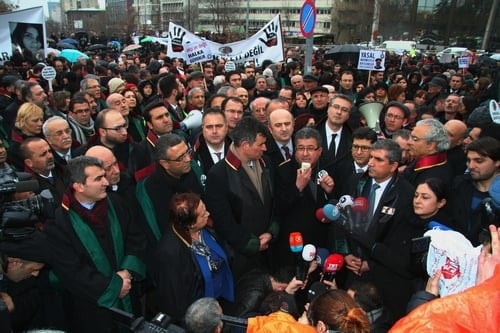 Polis Devleti Değil Hukuk Devleti

 - 106