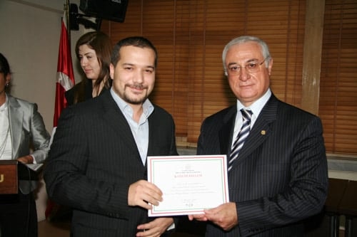 Fikri Ve Sınaî Mülkiyet Hukuku Vı. Eğitim Programını

Tamamlayanlara Belgeleri Verildi 
 - 12