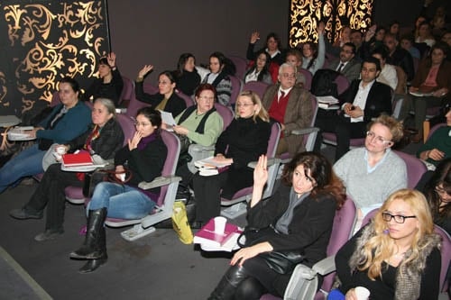 Kadın Hakları Ve Aile İçi Şiddet Semineri Devam Ediyor

 - 67