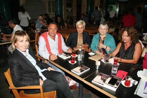 Av. Yasemin Eğinlioğlu Kitabını İmzaladı 

 - 5