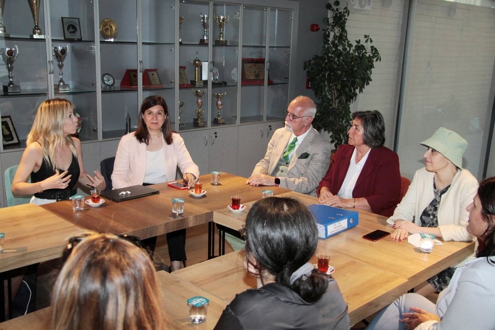 İstanbul Barosu Yönetim Kurulu’ndan, Kadın Futbol Takımı’na Moral - 6