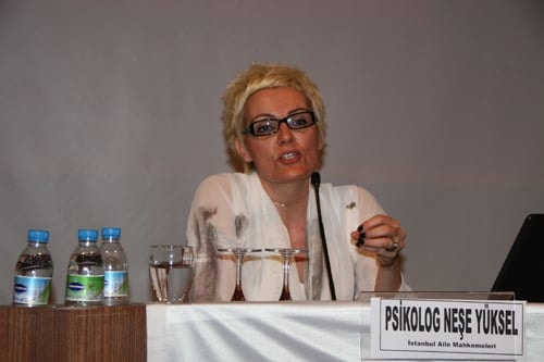 “Kadın Hakları Ve Aile İçi Şiddet” Konulu Sertifika Programı Devam Ediyor - 24