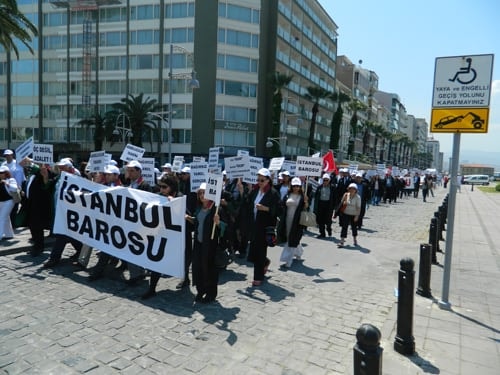 Özel Görevli Mahkemelerin Kaldırılması Amacıyla  İzmir Mitingine Katıldık  - 17