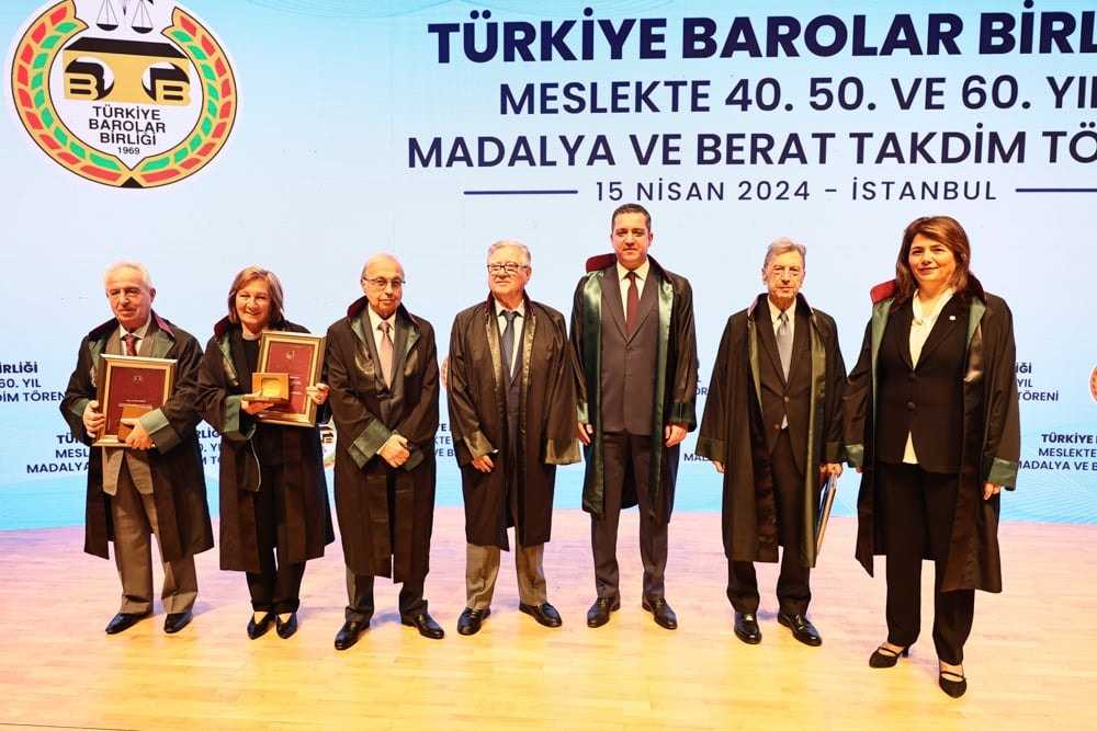 Meslekte 40, 50 ve 60 Yılını Dolduran Meslektaşlarımıza Plaket Verildi - 57