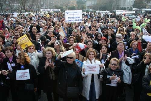 Kadınlara Seçme Ve Seçilme Hakkı 
Verilmesinin 72. Yıldönümü Kutlandı
